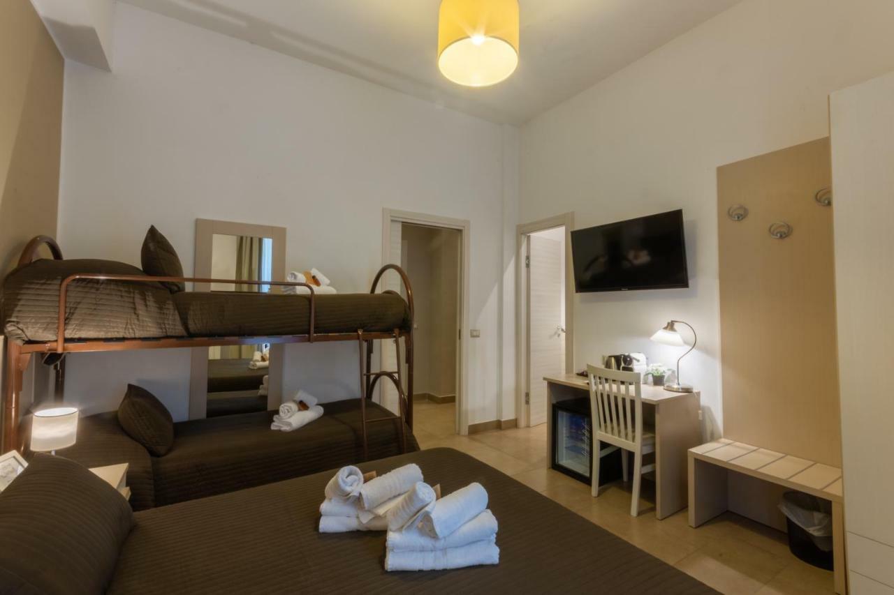 מסינה B&B Cairoli מראה חיצוני תמונה