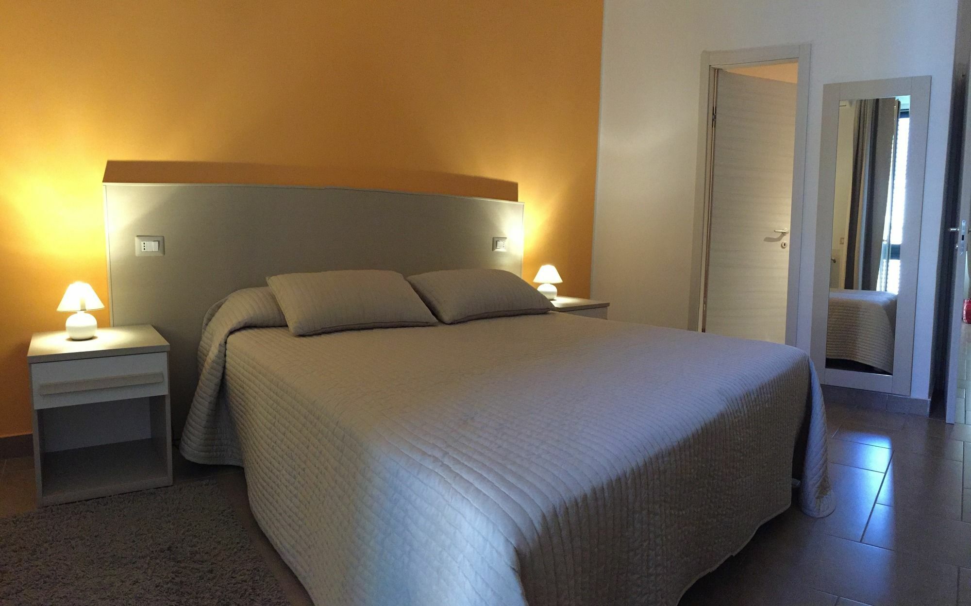 מסינה B&B Cairoli מראה חיצוני תמונה